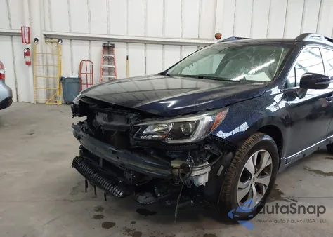 2018 Subaru Outback 2.5I Premium z USA, uszkodzony, nr VIN 4S4BSAFC1J3306551